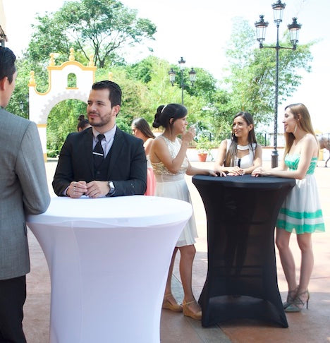 Spandex para Mesa de Cocktail